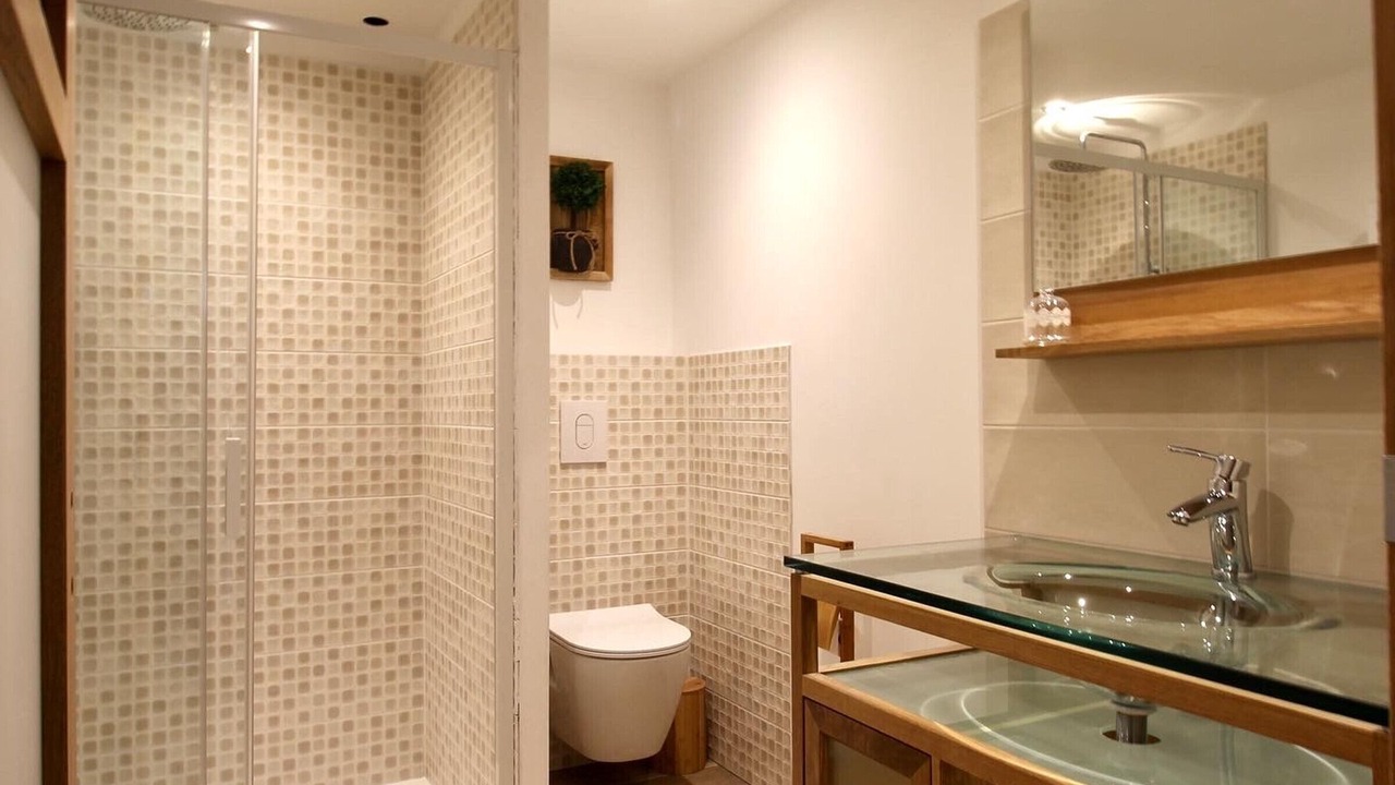 Photo of Bathroom in Cerans-Foulletourte