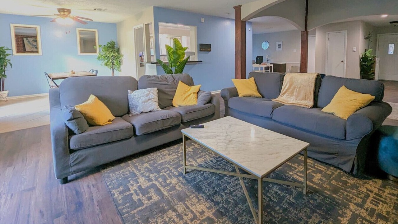 Photo of Livingroom in Humble