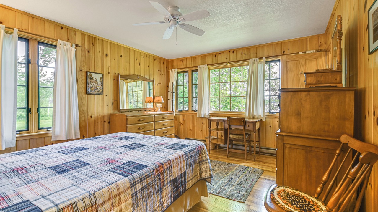 Photo of Bedroom in Stoneham