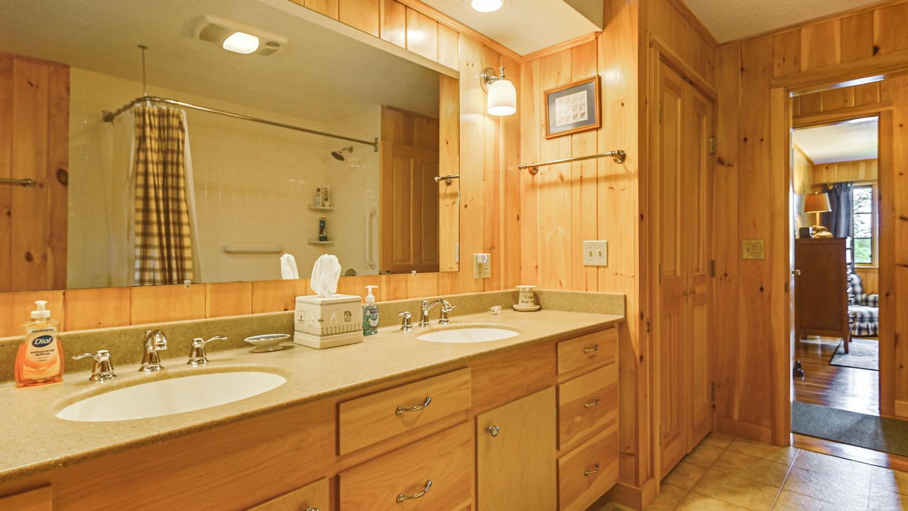 Photo of Bathroom in Stoneham