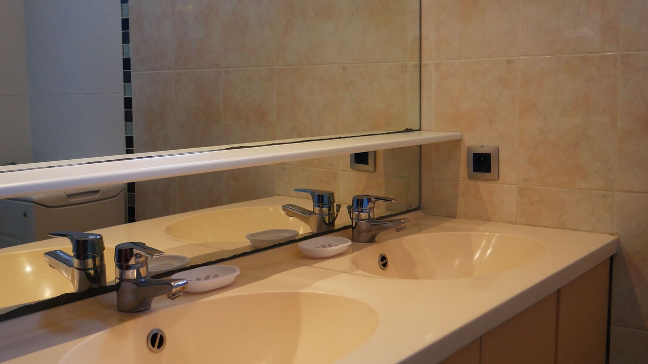 Photo of Bathroom in Ligny-le-Ribault