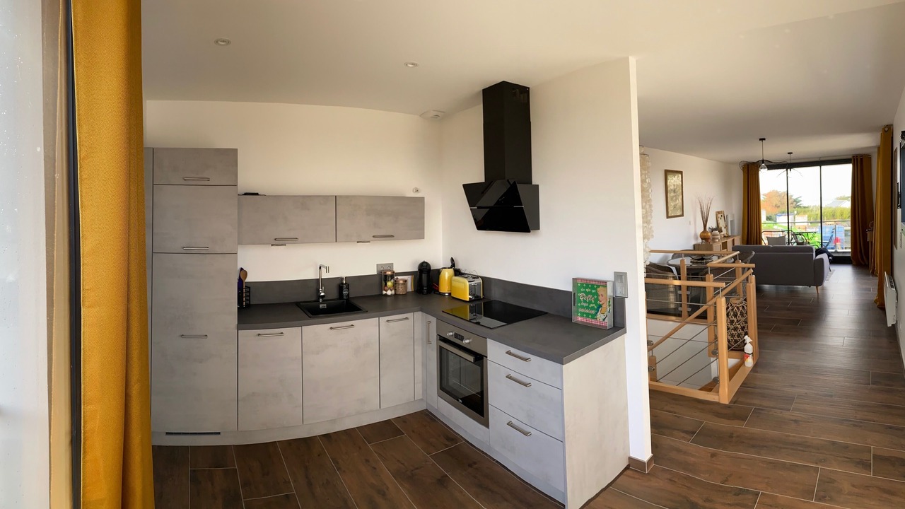 Photo of Kitchen in Saint-Come-de-Fresne