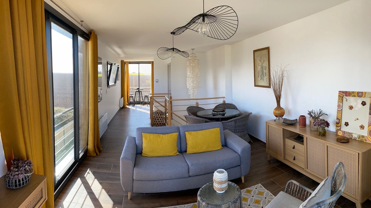 Photo of Livingroom in Saint-Come-de-Fresne