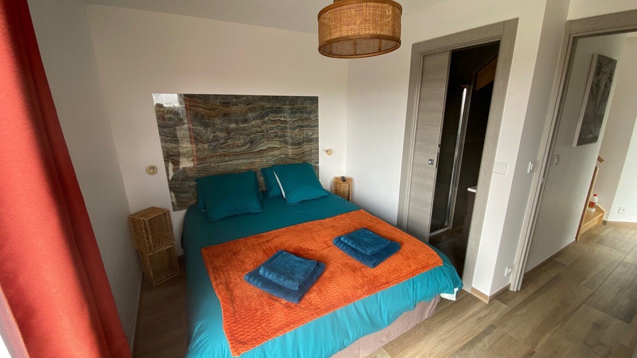 Photo of Bedroom in Saint-Come-de-Fresne