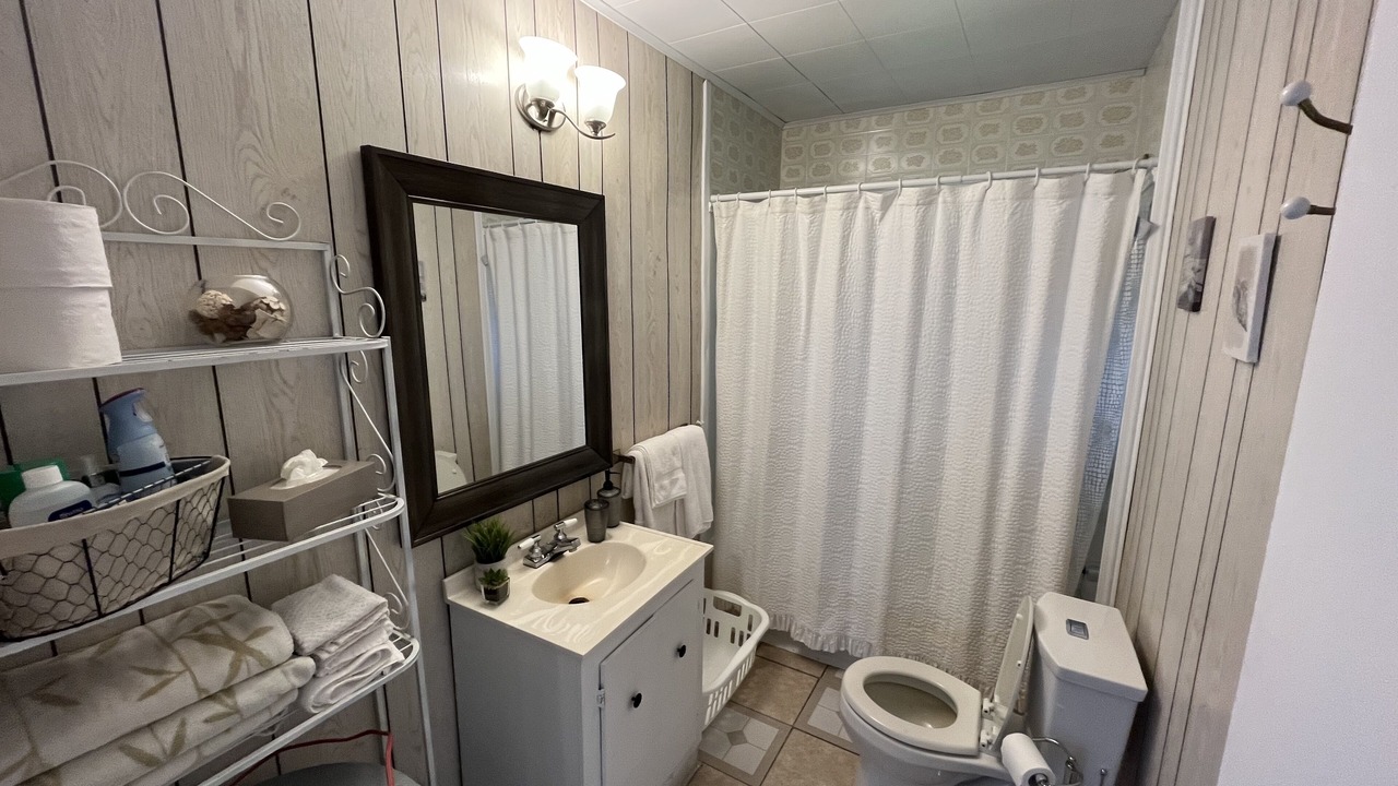 Photo of Bathroom in Ramara