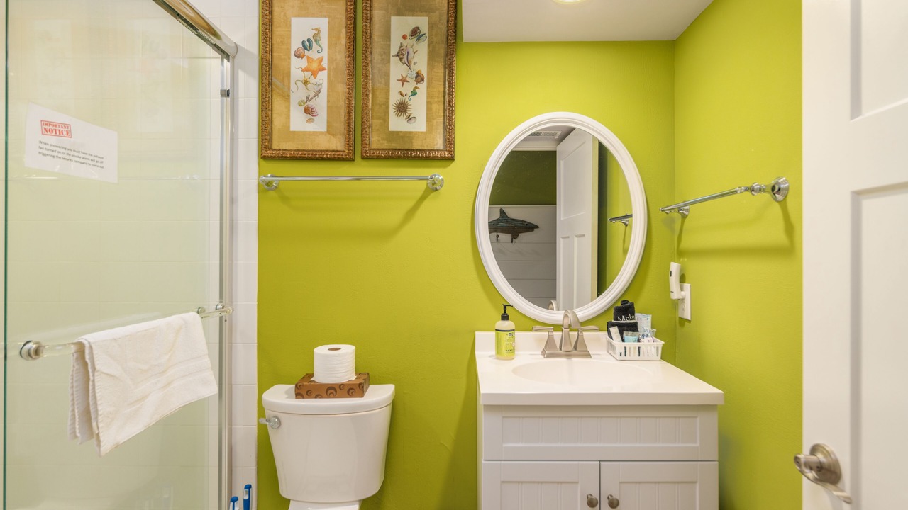 Photo of Bathroom in Beach Lagoon