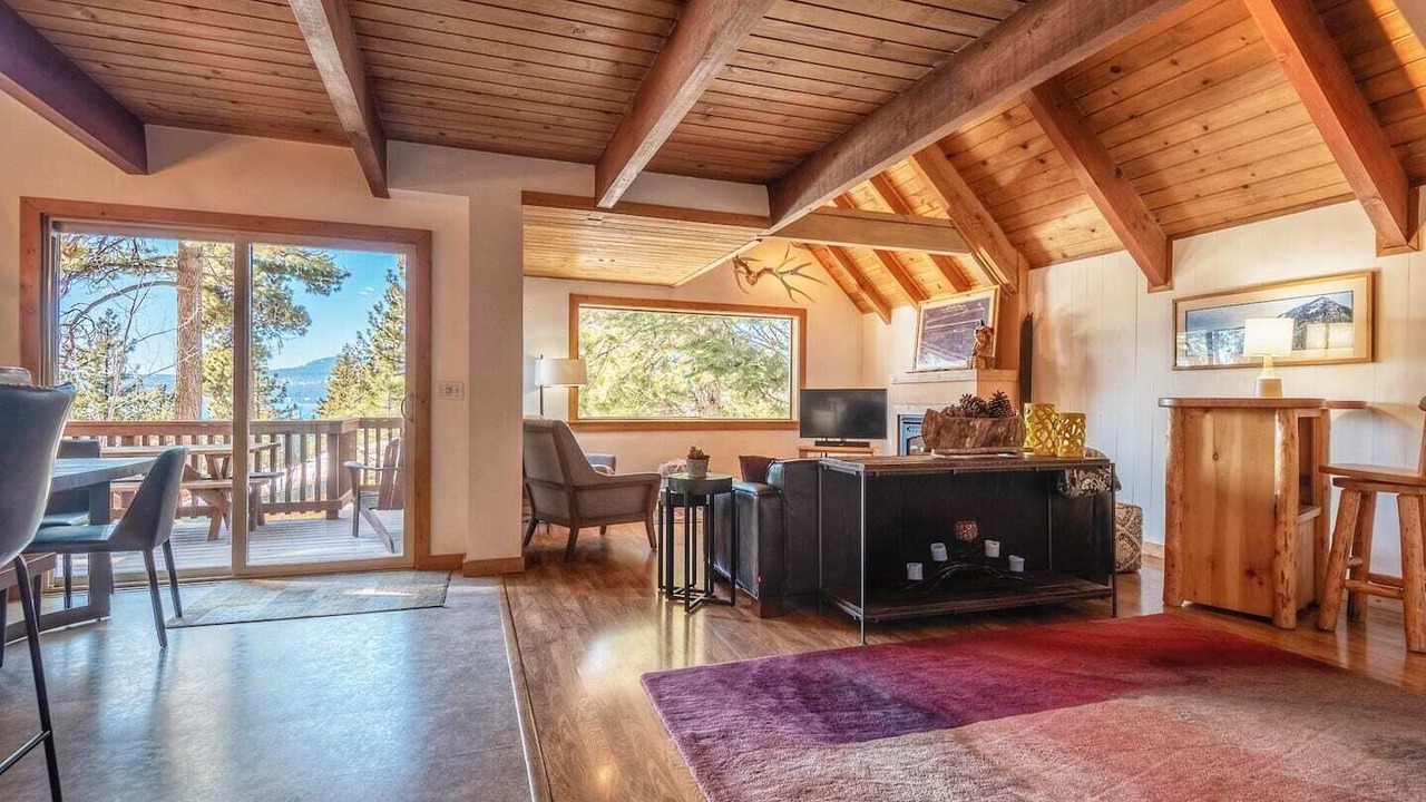Photo of Livingroom in Kings Beach