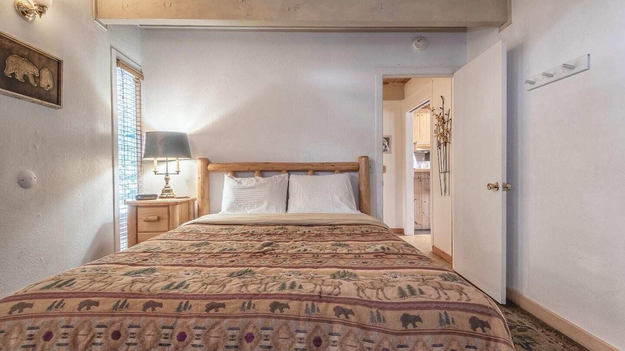 Photo of Bedroom in Kings Beach