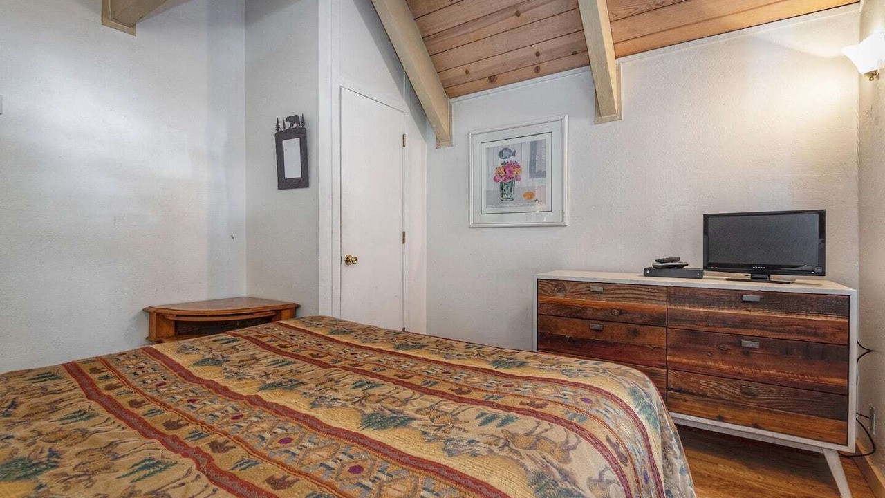 Photo of Bedroom in Kings Beach