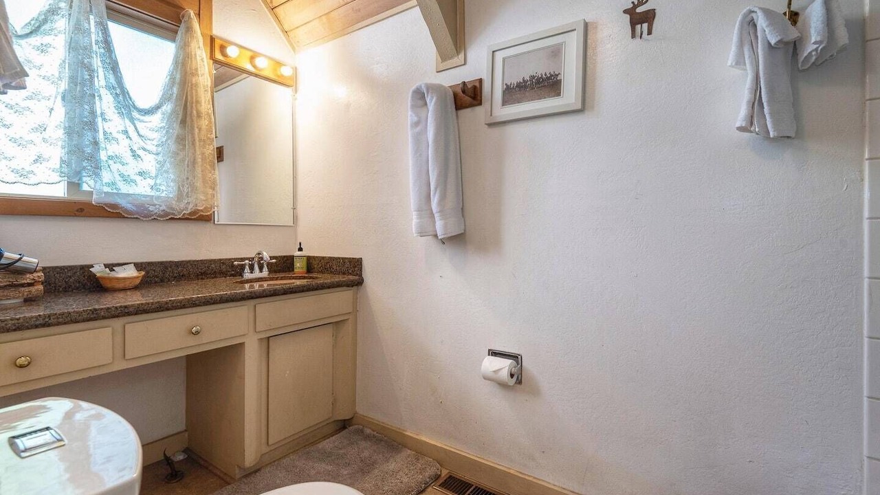 Photo of Bathroom in Kings Beach