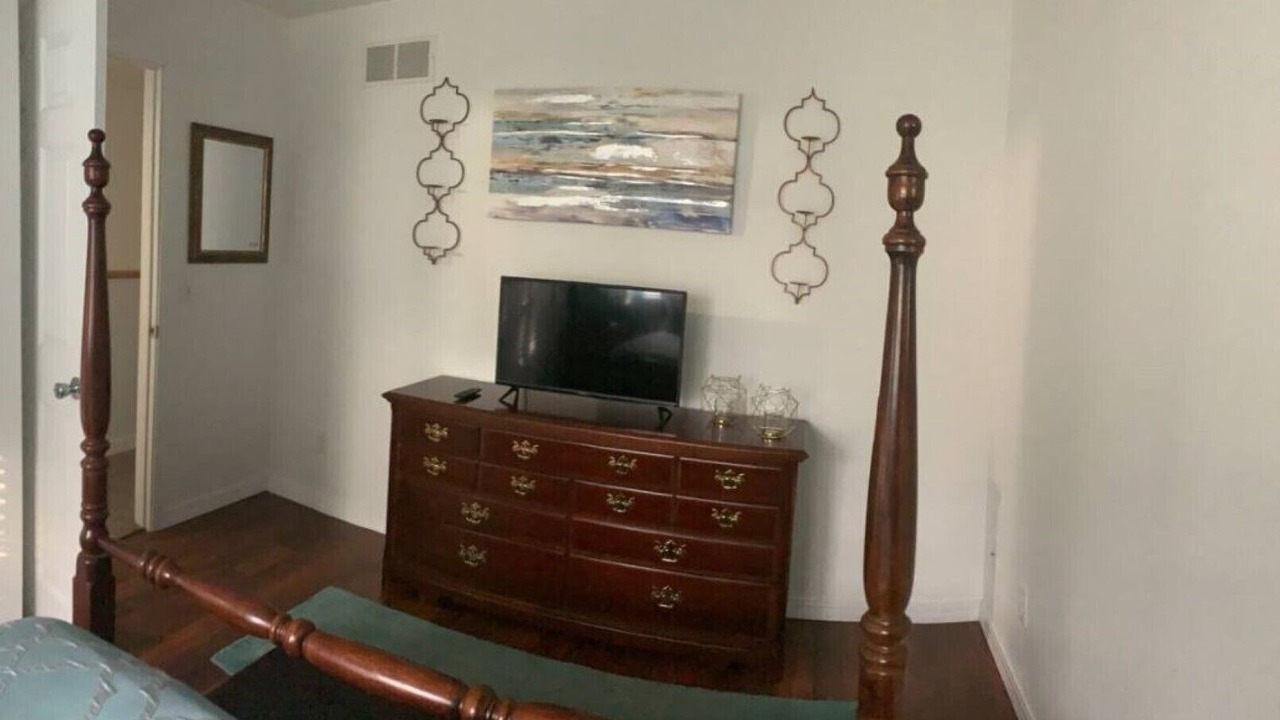 Photo of Bedroom in Davenport