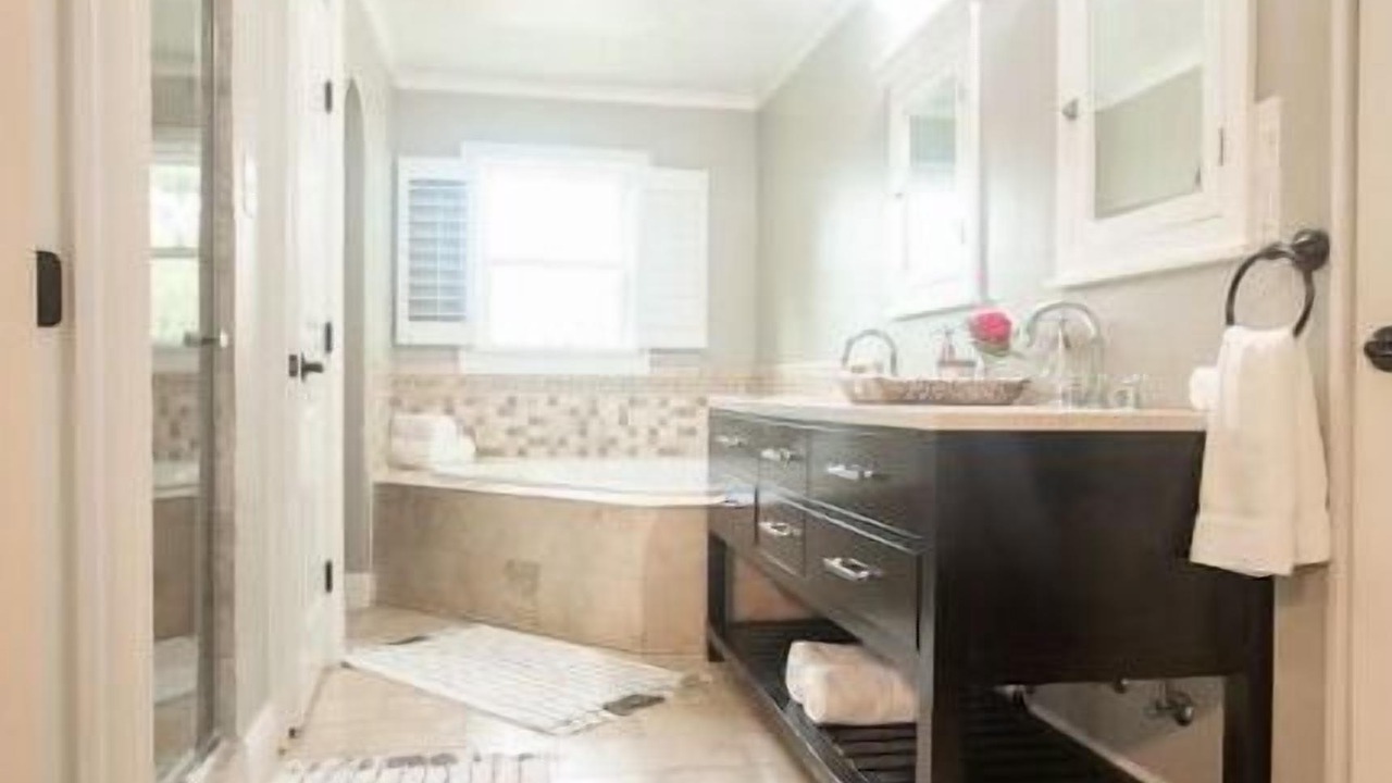 Photo of Bathroom in Manchaca