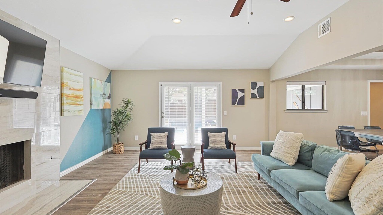Photo of Livingroom in Allen