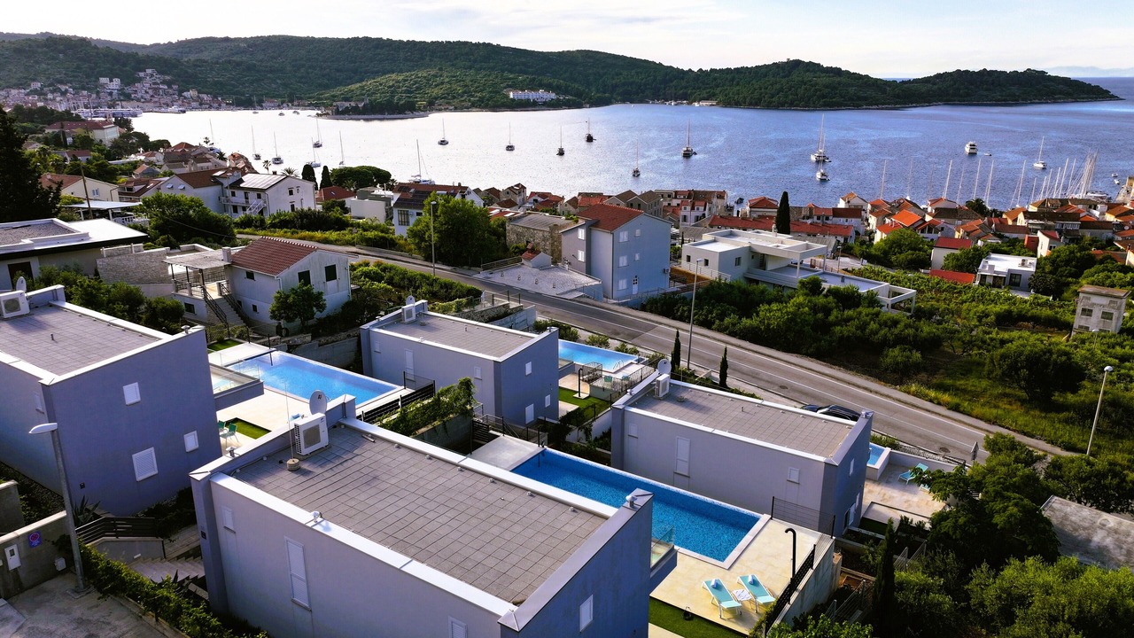 Photo of Outdoor in Vis