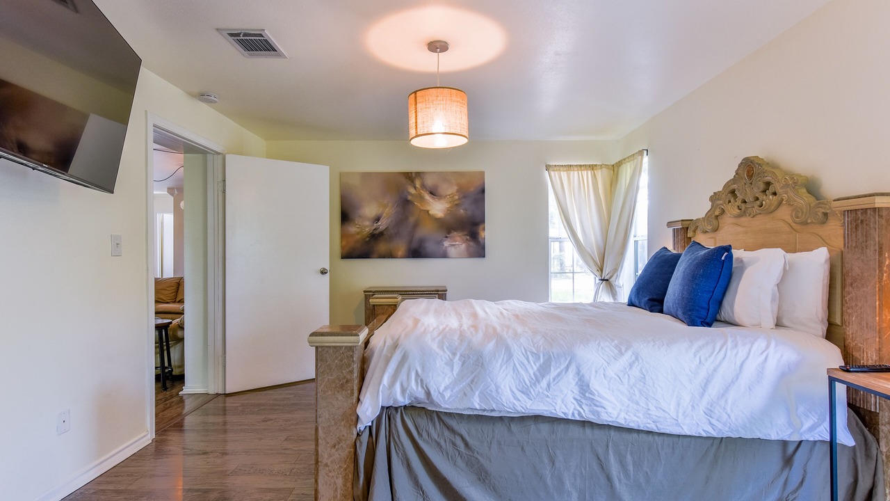 Photo of Bedroom in Yacht Harbor