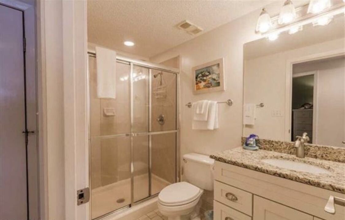 Photo of Bathroom in Orange Beach