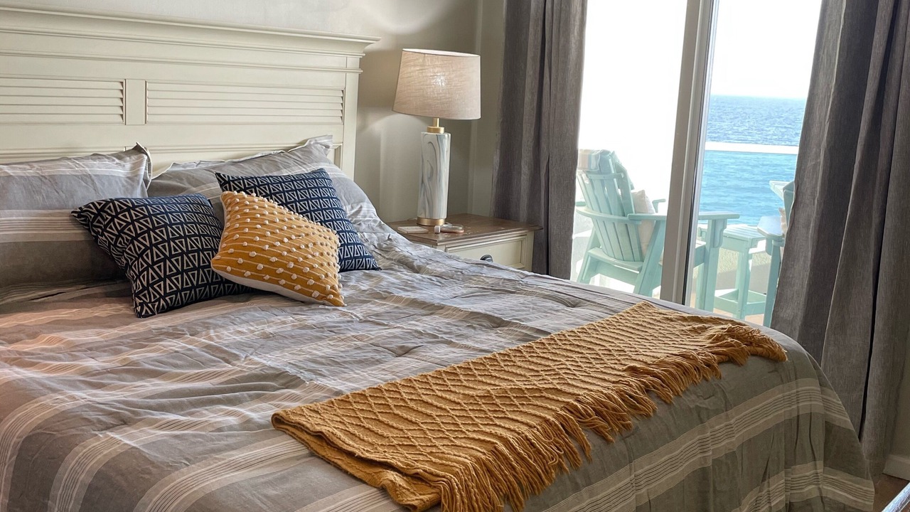 Photo of Bedroom in Orange Beach