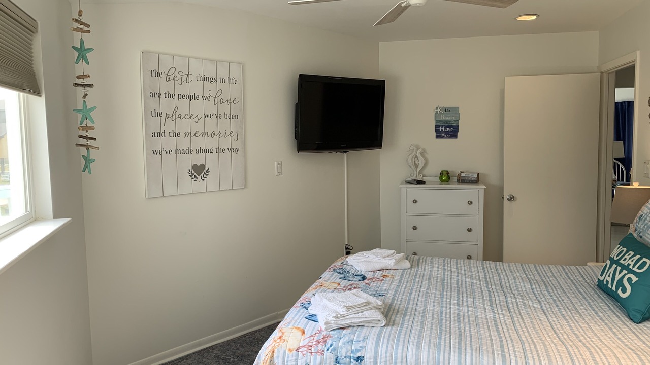 Photo of Bedroom in Jamaica Beach