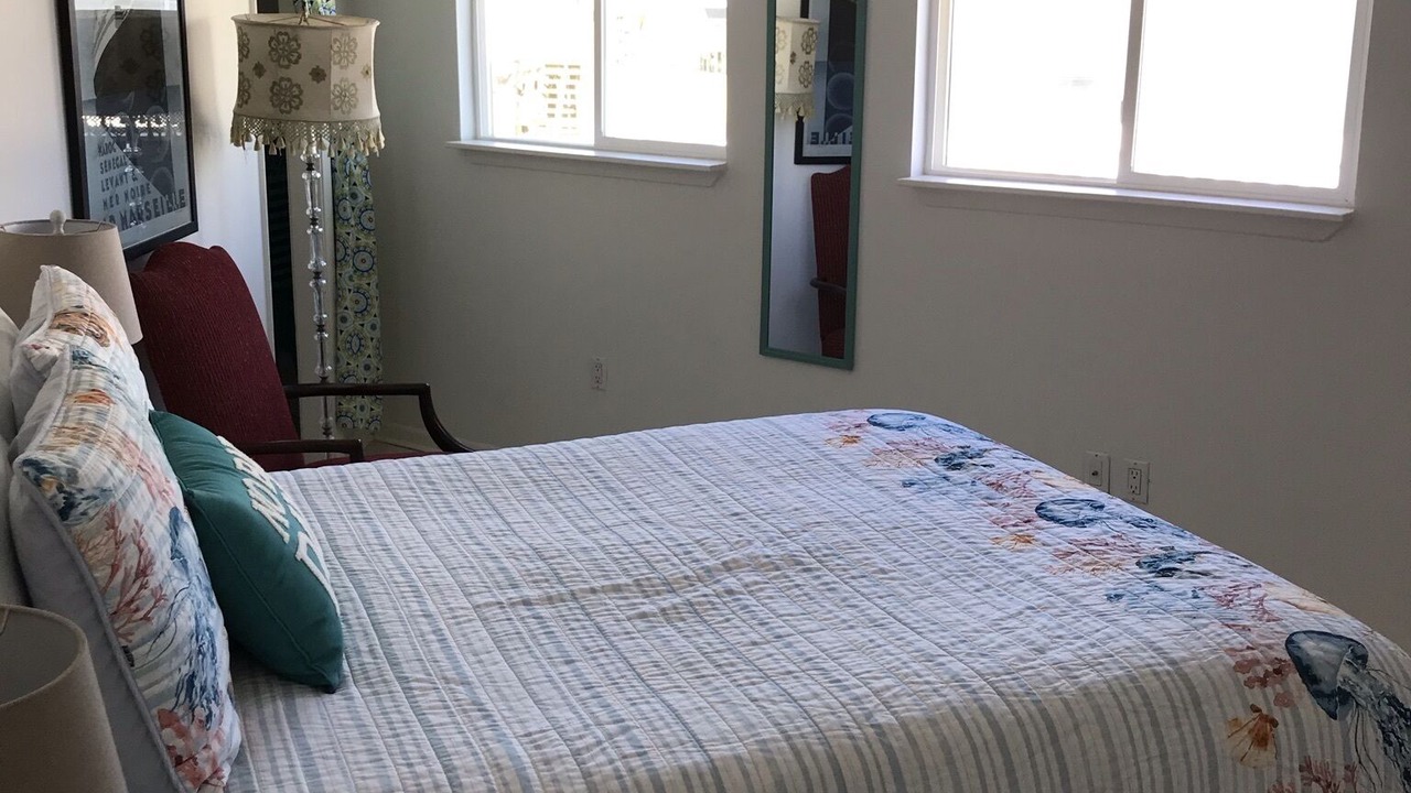 Photo of Bedroom in Jamaica Beach