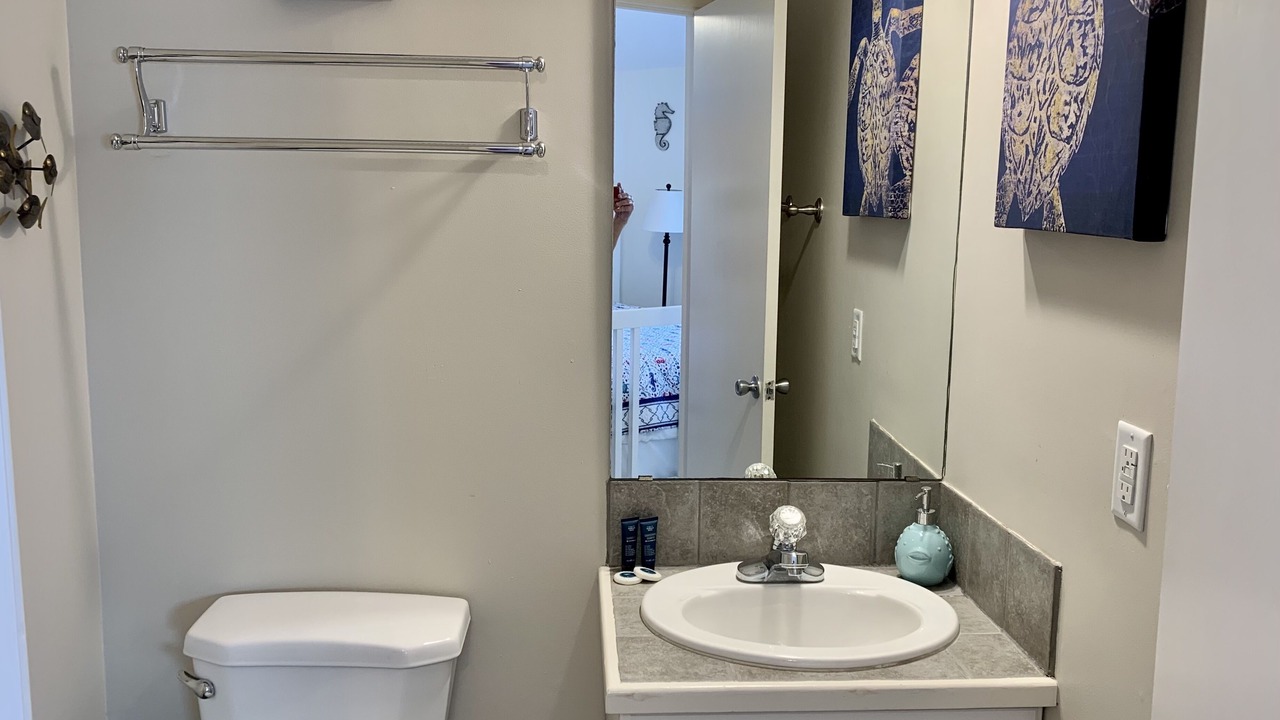 Photo of Bathroom in Jamaica Beach