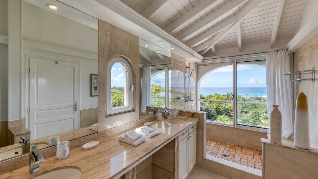 Photo of Bathroom in Les Terres Basses