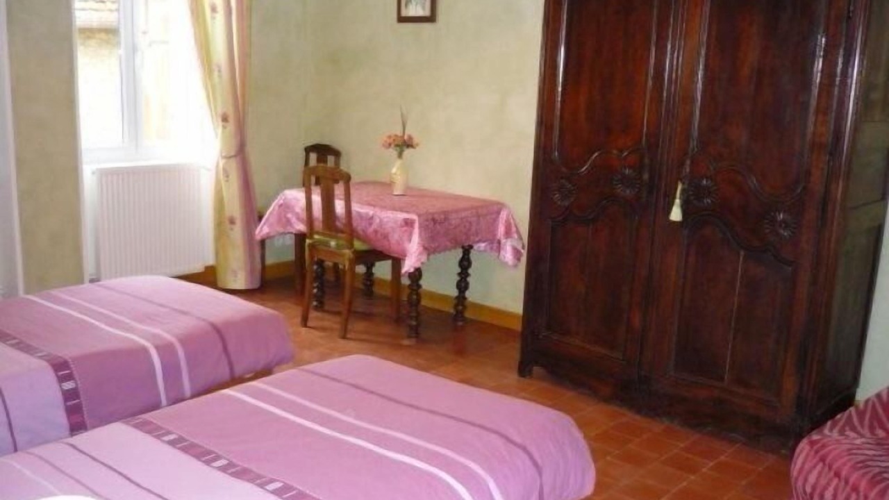 Photo of Bedroom in Sceaux-du-Gatinais