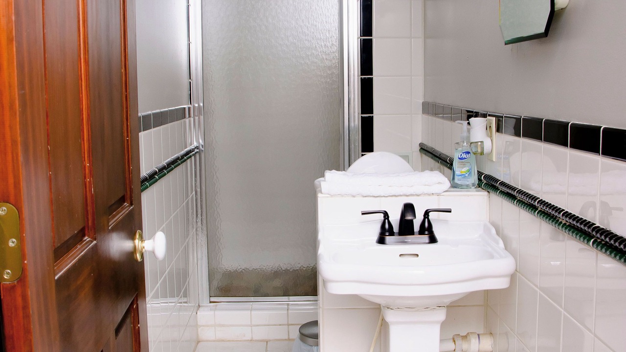 Photo of Bathroom in Hulbert