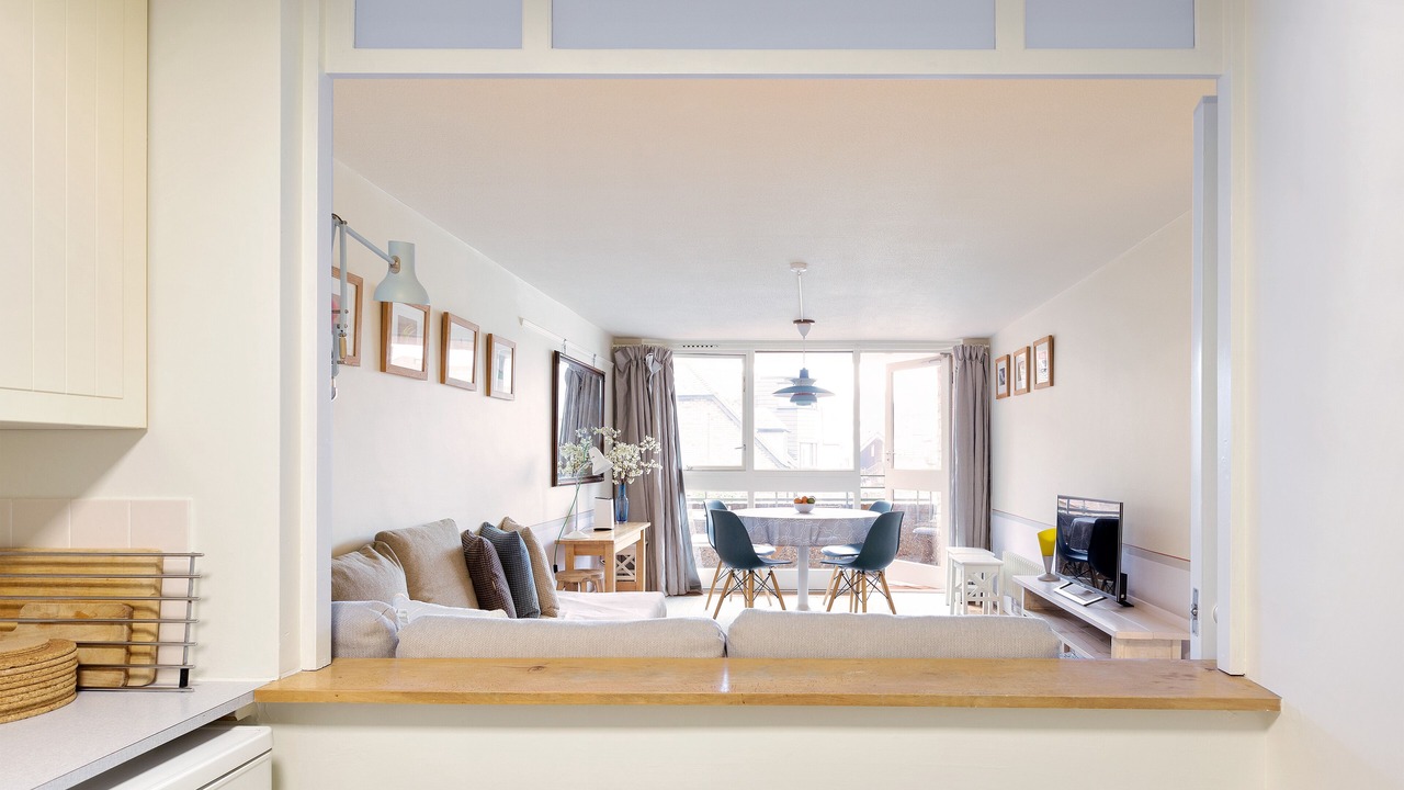 Photo of Livingroom in Tower Hill