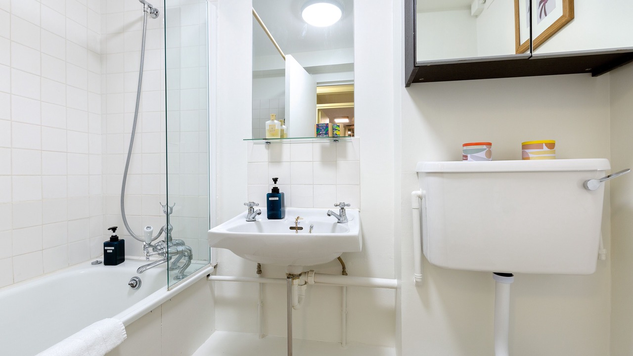 Photo of Bathroom in Tower Hill