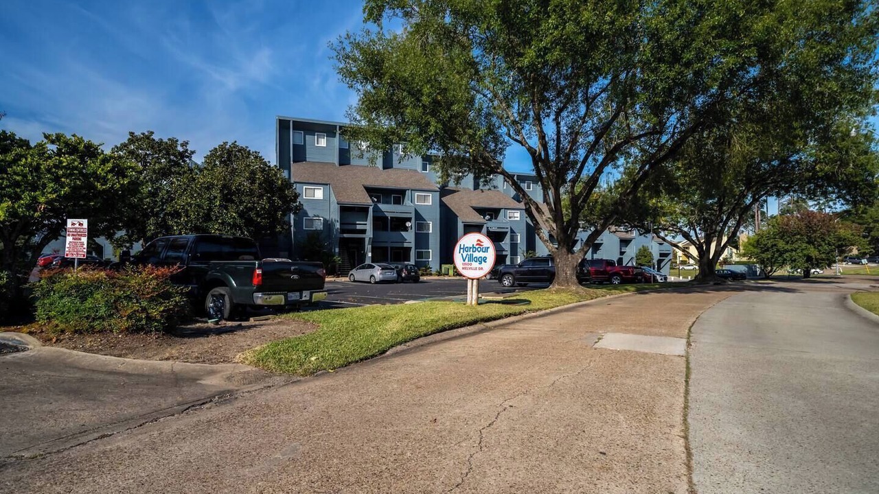 Photo of Outdoor in Walden on Lake Conroe