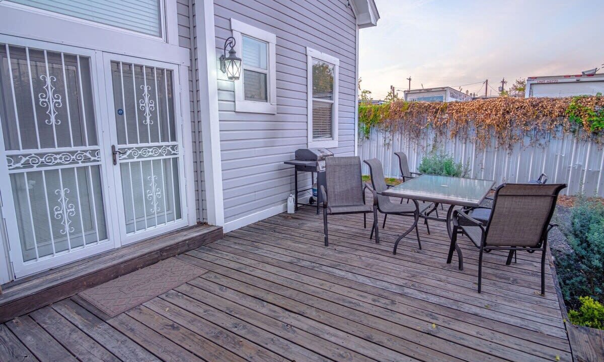 Photo of Outdoor in Near East Side