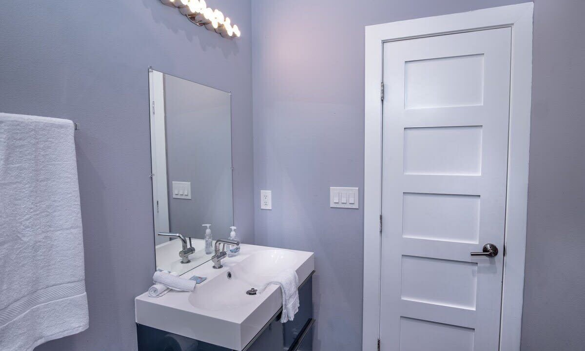 Photo of Bathroom in Near East Side