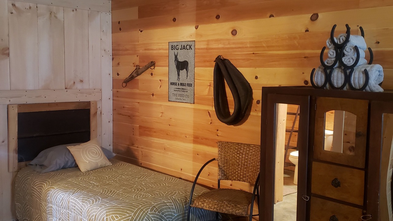 Photo of Bedroom in Reed Creek