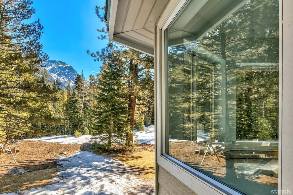 Photo of Outdoor in Christmas Valley