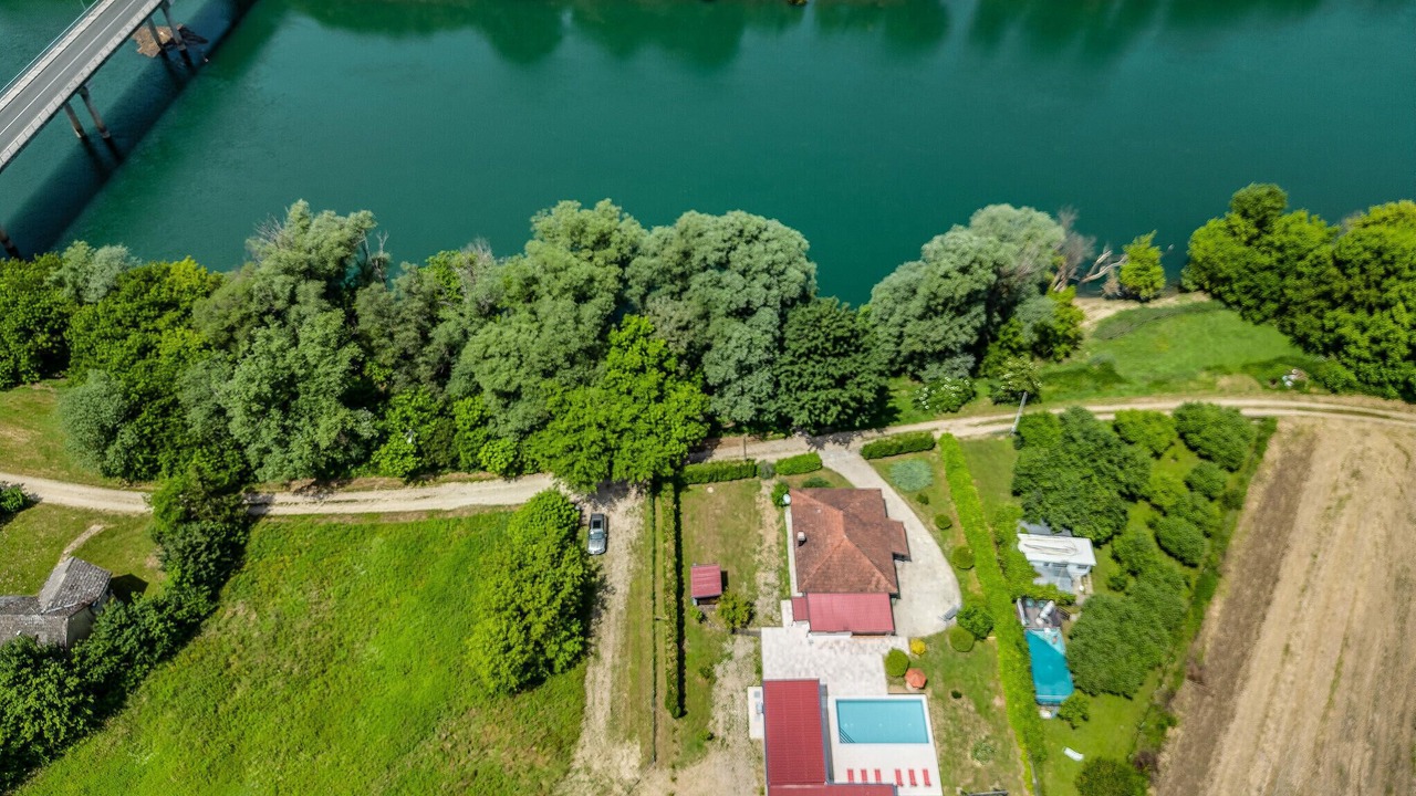 Photo of Others in Karlovac