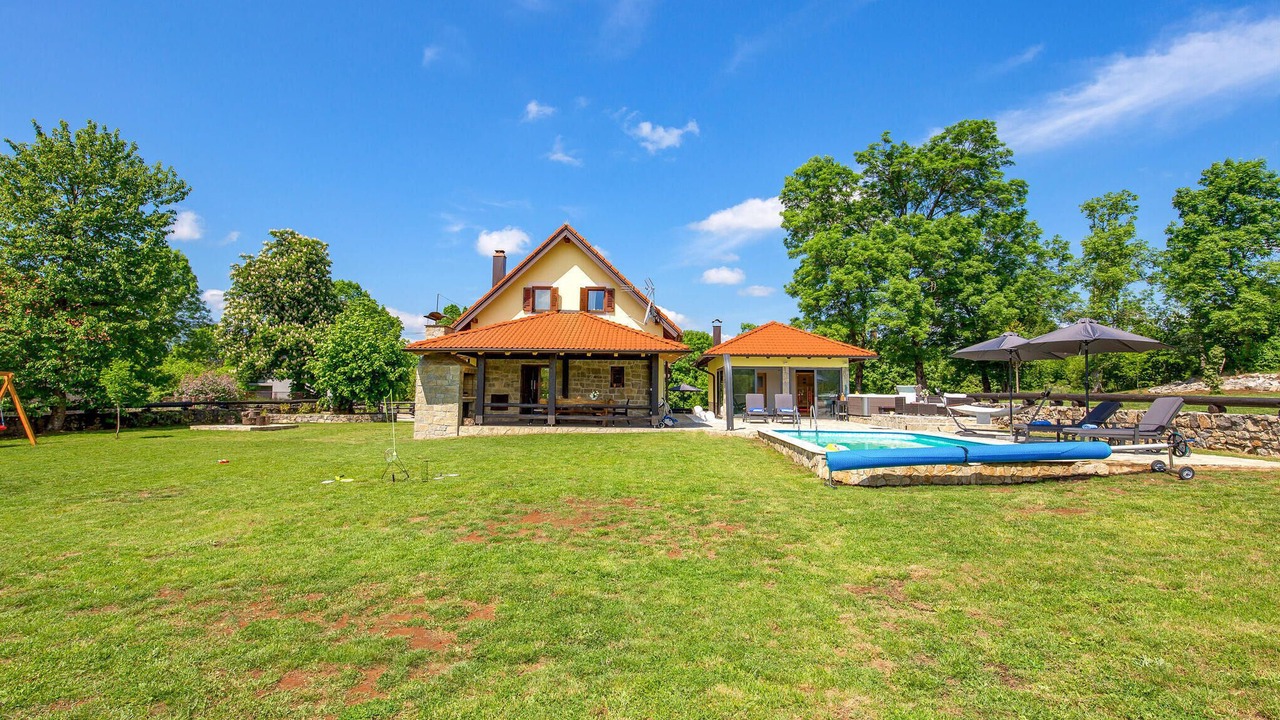 Photo of Outdoor in Lovinac