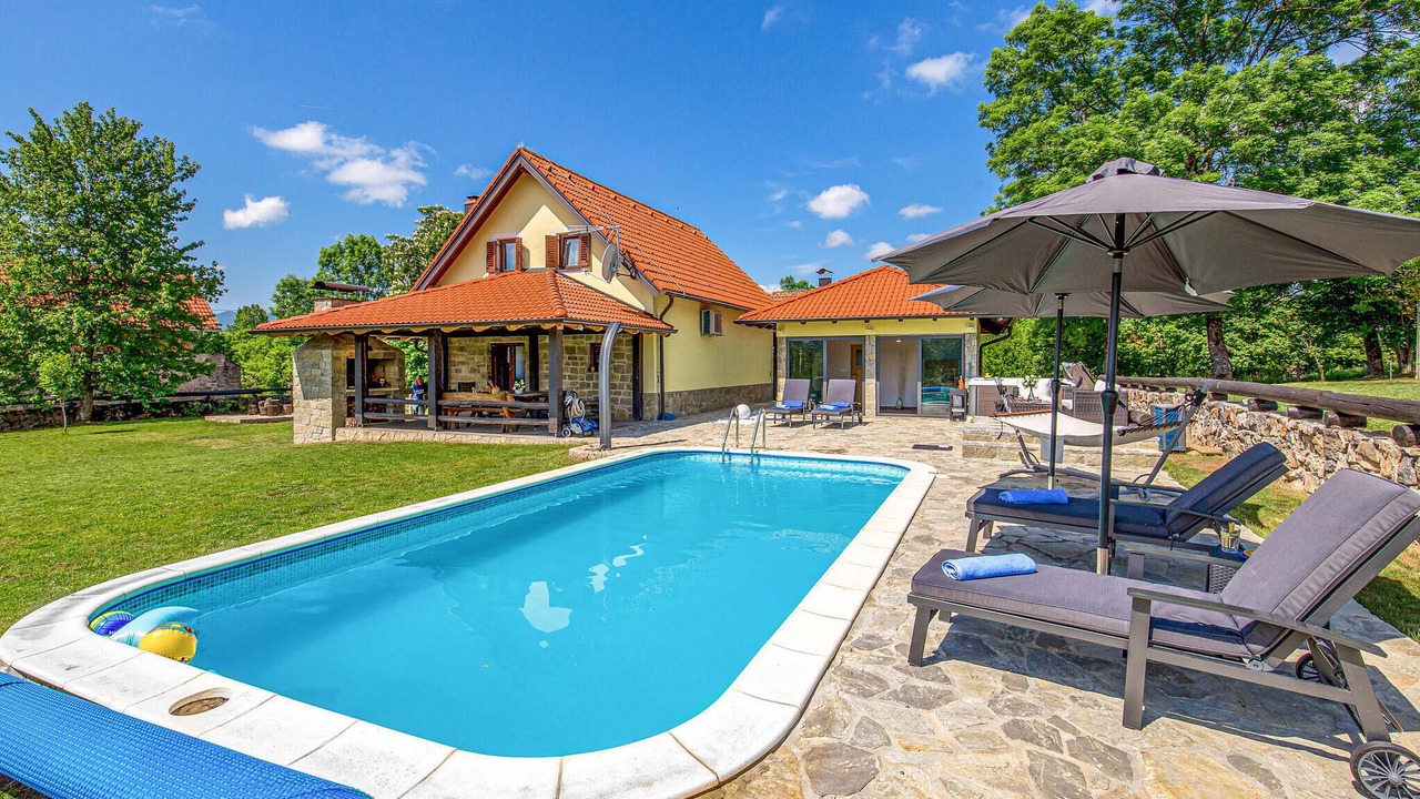 Photo of Outdoor in Lovinac