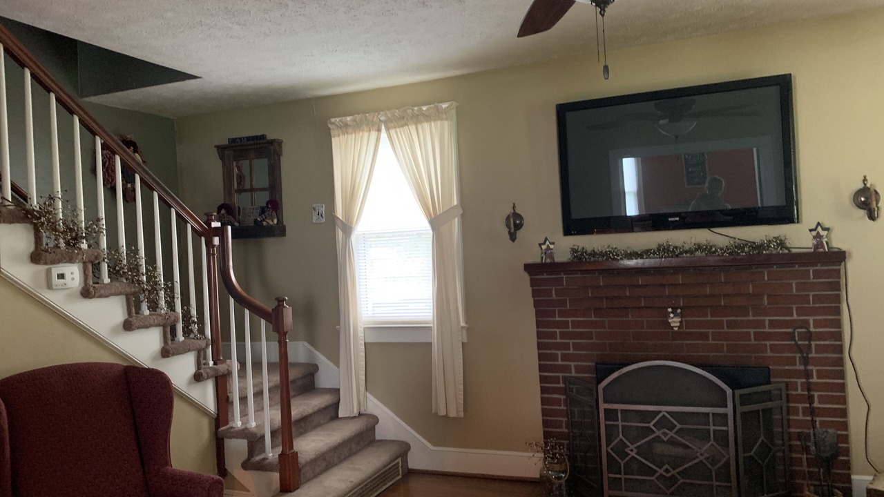 Photo of Livingroom in Covington
