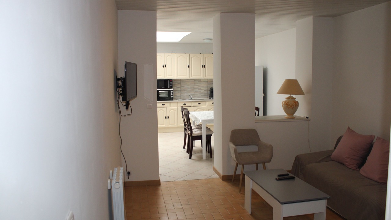 Photo of Others in Albert