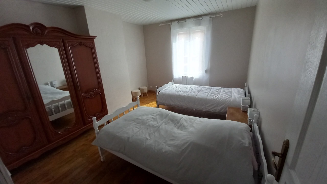 Photo of Bedroom in Albert