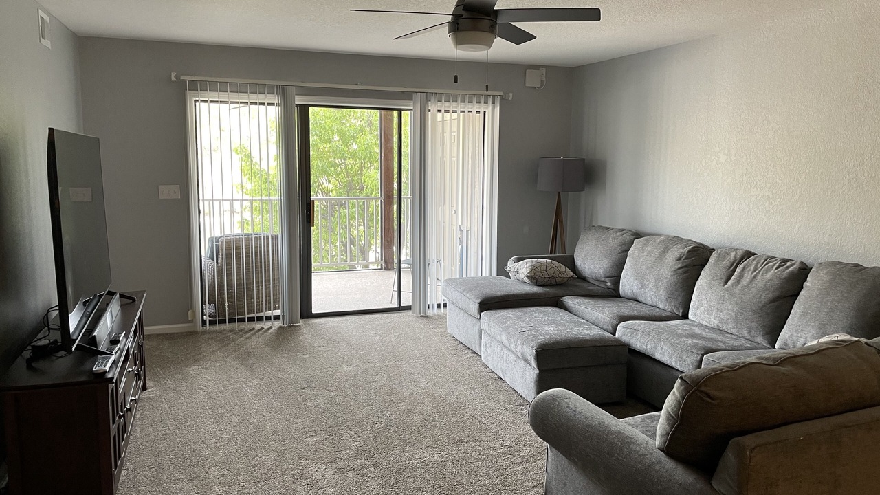 Photo of Livingroom in Osage Beach