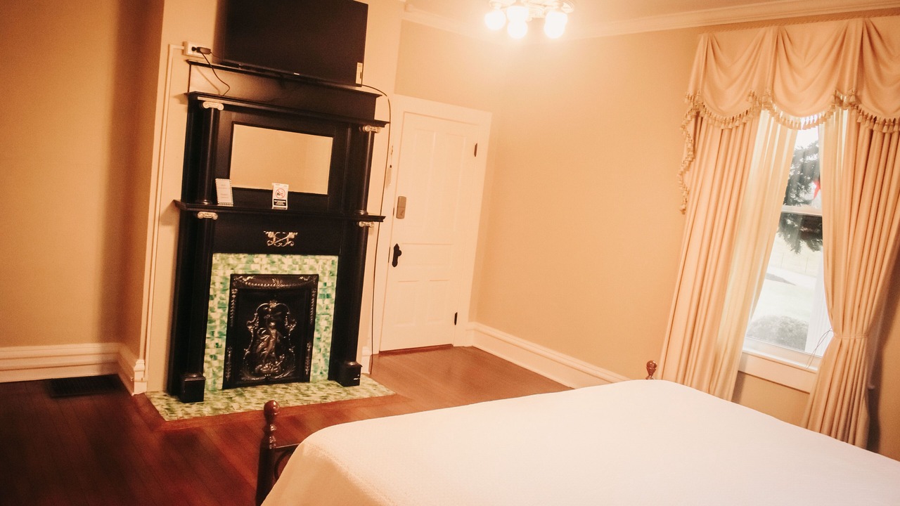 Photo of Bedroom in Shawanee