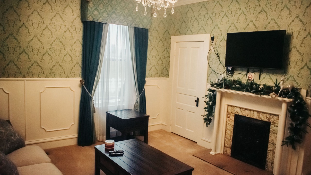 Photo of Livingroom in Shawanee