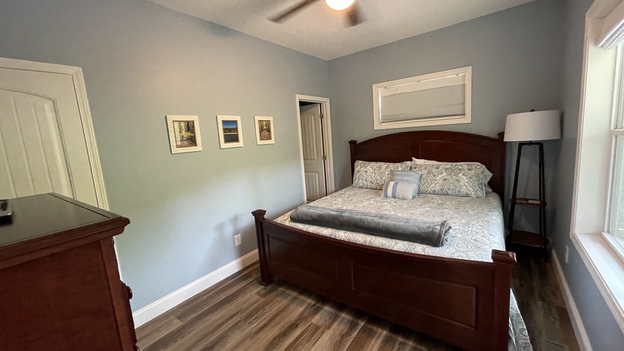 Photo of Bedroom in Caryville