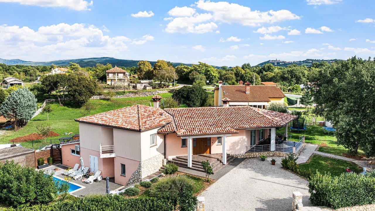 Photo of Outdoor in Marceljani
