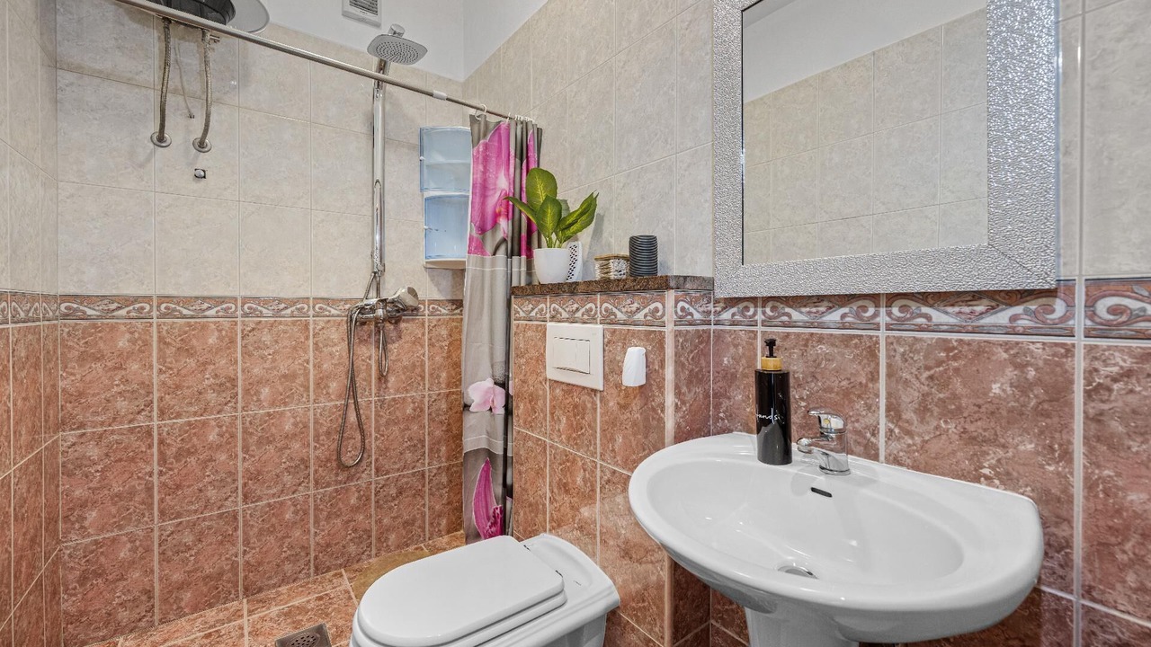 Photo of Bathroom in Marceljani