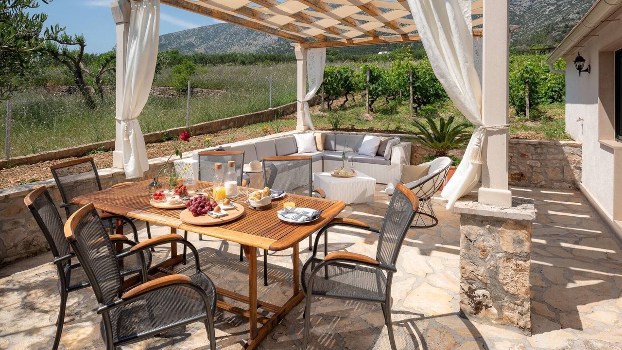 Photo of Outdoor in Bol