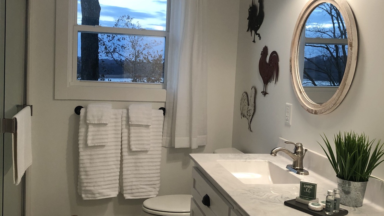 Photo of Bathroom in Scottsville
