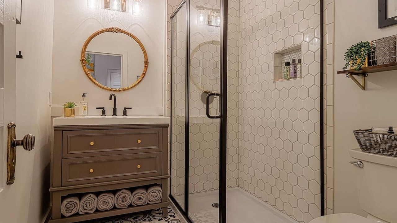 Photo of Bathroom in Earlewood