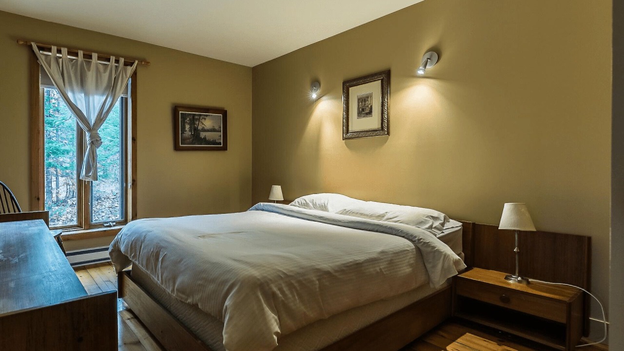 Photo of Bedroom in Chertsey